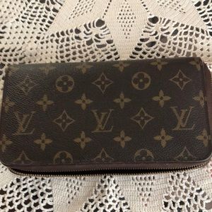 LOUIS VUITTON Wallet